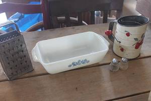 lot 4903 image: Vtg. Milk Glass Loaf Pan, Sifter and More