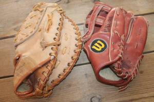 lot 4920 image: Wilson Childs Baseball Glove & Catchers Mitt