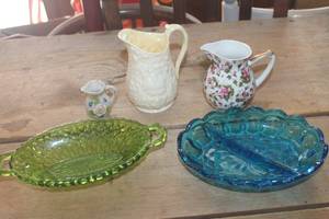 lot 4949 image: Vtg. Indiana Glass Relish Dish and More
