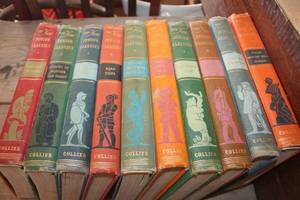 lot 4954 image: Vtg. 1949 Junior Classics Book Set