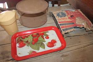 lot 4957 image: Vtg. Metal Serving Tray, IOB Cake Set & More