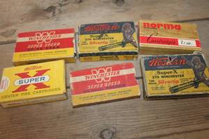 lot 4959 image: Vintage Ammo Boxes some with Ammo
