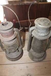 lot 4967 image: Antique Oil Lanterns