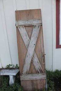 lot 4995 image: Antique Wood Barn Door 23 x 74