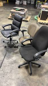 lot 1016 image: Lot of 3 Assorted Office Chairs - Retail $75