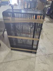 lot 1643 image: Dog Playpen Outdoor fence 16 Panel 40 H