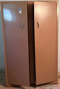 lot 6 image: Vintage Metal Wardrobe  Industrial Storage Cabinet
