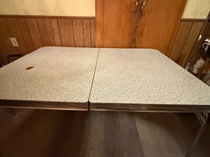 lot 117 image: Vintage Chrome & Laminate Dinette Table w Leaves