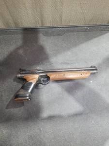 lot 1266 image: American Classic 177 Cal Air Pistol with Wood Grip