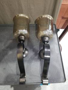 lot 3560 image: Wall Sconce - Antique Bronze