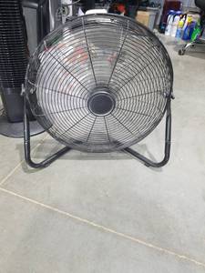 lot 3613 image: Industrial Floor Fan with Metal Cage