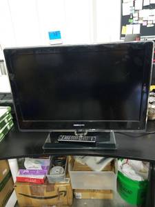 lot 3615 image: HANNspree LCD TV with Remote Control Scratch On Screen See Pictures