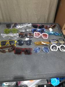 lot 3632 image: Mixed Sunglasses and Eyewear Collection Lot