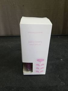 lot 3686 image: Huntington Home Juicy Berry Reed Diffuser