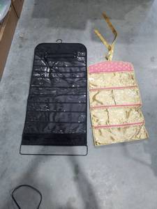 lot 3719 image: Travel Jewelry Organizer Set with Roll-Up Storage