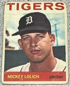 lot 121 image: 1964 Topps Baseball Card #128 - Mickey Lolich Detroit Tigers