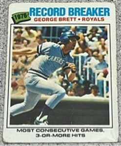 lot 165 image: 1977 Topps Baseball Card #231 - George Brett Record Breaker
