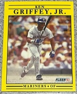 lot 262 image: 1991 Fleer Baseball Card #450 - Ken Griffey Jr.