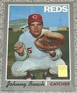 lot 270 image: 2000 Topps Baseball Card #21 - Reprint Johnny Bench 1970 #660