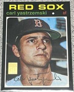 lot 271 image: 2000 Topps Baseball Card #24 - Reprint Carl Yastrzemski 1971 #530