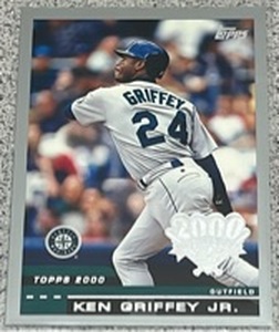 lot 273 image: 2000 Topps Baseball Card #135 - Ken Griffey Jr Seattle Mariners