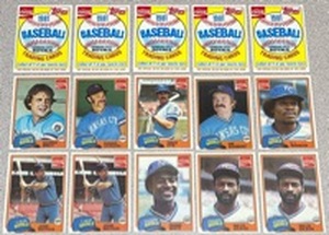 lot 311 image: 1981 Coca-ColaTopps Kansas City Royals Baseball Card Collection (15 cards)