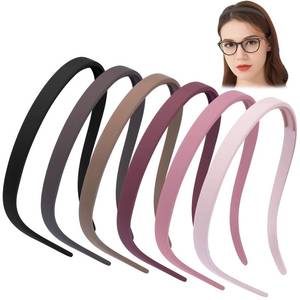 lot 20186 image: TOBATOBA Headbands for Glasses Wearers No Pressure No Headache Comfortable Hairbands Square Sunglasses Headband for Women Girls, Plastic Headbands with Teeth Non Slip (3 Pieces only)