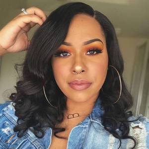 lot 10360 image: FANCEE Short Curly Wavy Wig Glueless Loose Wave Wigs Big Curly Lady Side Part Shoulder Length Hair Pieces and Wigs Synthetic Bob Wavy Wig for Black Women (Black 16 Inch)