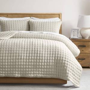lot 19973 image: WDCOZY Beige Queen Size Quilts Bedding Sets with 2 Pillow Shams, Neutral Lightweight Soft Bedspread Coverlet, Quilted Blanket Thin Comforter Bed Cover for All Season, 3 Pieces, 90x90 inches