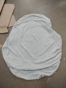 lot 2321 image: Stretchy dog bed cushion cover