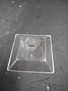 lot 6181 image: Clear Square Decorative Small Dish, approximately 50