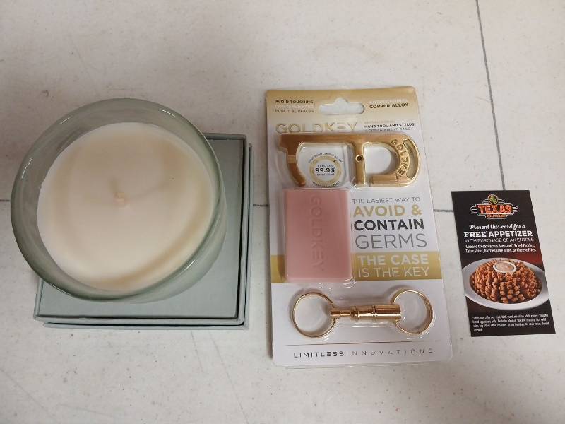 lot 1007 image: Silver Sage Leaf Soy Blend Candle, Antimicrobial Copper Alloy Goldkey, and Coupon - Retail $45