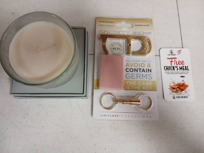 lot 1016 image: Silver Sage Leaf Soy Blend Candle, Antimicrobial Copper Alloy Goldkey, and Coupon - Retail $45