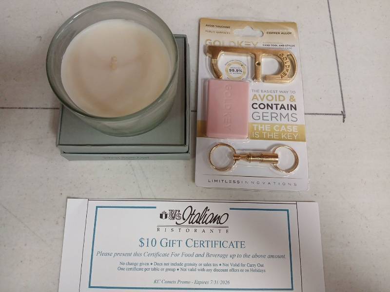 lot 1017 image: Silver Sage Leaf Soy Blend Candle, Antimicrobial Copper Alloy Goldkey, and Coupon - Retail $45