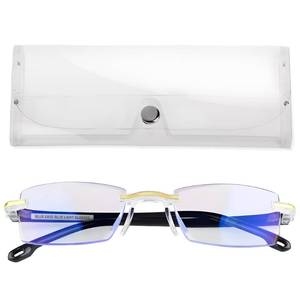 lot 30346 image: FREEZE2TRIM Blue Ease Optics Glasses for Women and Men No Blue Light Glasses For Men and Women Ease Eye Strain from Screen Computer Gaming BlueEase-Optics Eyeglasses with Clear Frame & Travel Case - Retail $22