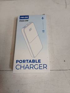 lot 30349 image: PB-08 Portable Charger Power Bank 22.5W - Retail $15