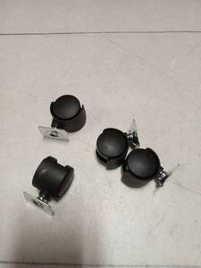 lot 33637 image: Small Caster Wheels 4pcs