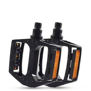 lot 33736 image: A Pair Bicycle Pedals Road Mountain Bike with Removable Anti-Skid Nails 916 fooker Pedals Bike Parts Accessory (Metal Material) - Retail $14