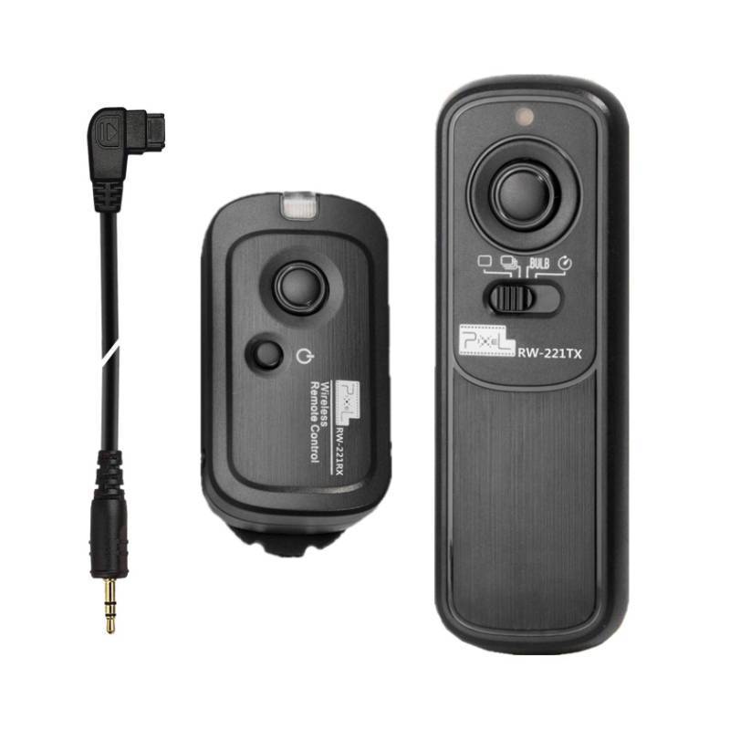 lot 31913 image: Pixel 2.4GHz Wireless Remote Shutter Release Romote Control S1 for Sony A300 A350 A400 A450 A500 A550 A560 A580 A700 A850 A900 A33 A35 A37 A55 A57 A65 A67 A77 A77M2 A99 A99M2 Replaces Sony RM-L1AM - Retail $35