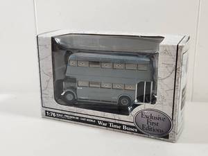 lot 118 image: Exclusive First Editions Guy Arab II Utility Bus London Transport 176 Die-Cast Model