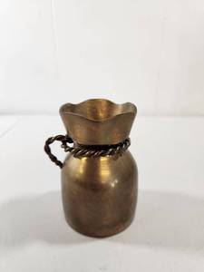 lot 204 image: Brass Money Bag Vase