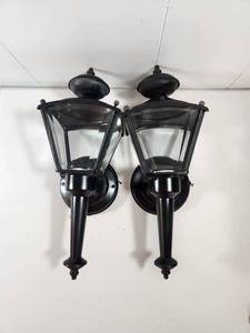 lot 227 image: Black Coach Style Outdoor Wall Mount Lanterns - Pair