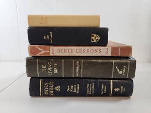 lot 272 image: Religious Books Collection - Bibles and Study Materials