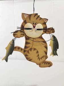 lot 324 image: Wooden Cat Fishing Wall Hang