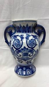 lot 59 image: Blue and White Ceramic Vase wall decor