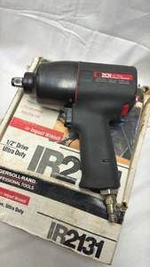 lot 91 image: Ingersoll Rand IR2131 12 Drive Air Impact Wrench