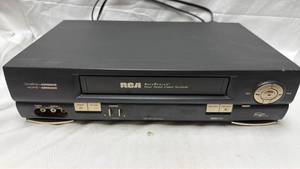 lot 106 image: RCA AccuSearch Four Head VHS VCR Player
