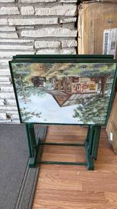 lot 123 image: Folding TV Tray Tables Set with Country General Store Design