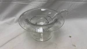 lot 129 image: Clear Glass Bowl Set with Ladle