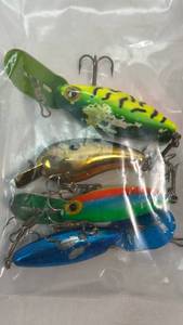 lot 140 image: Fishing Lure Set with Treble Hooks